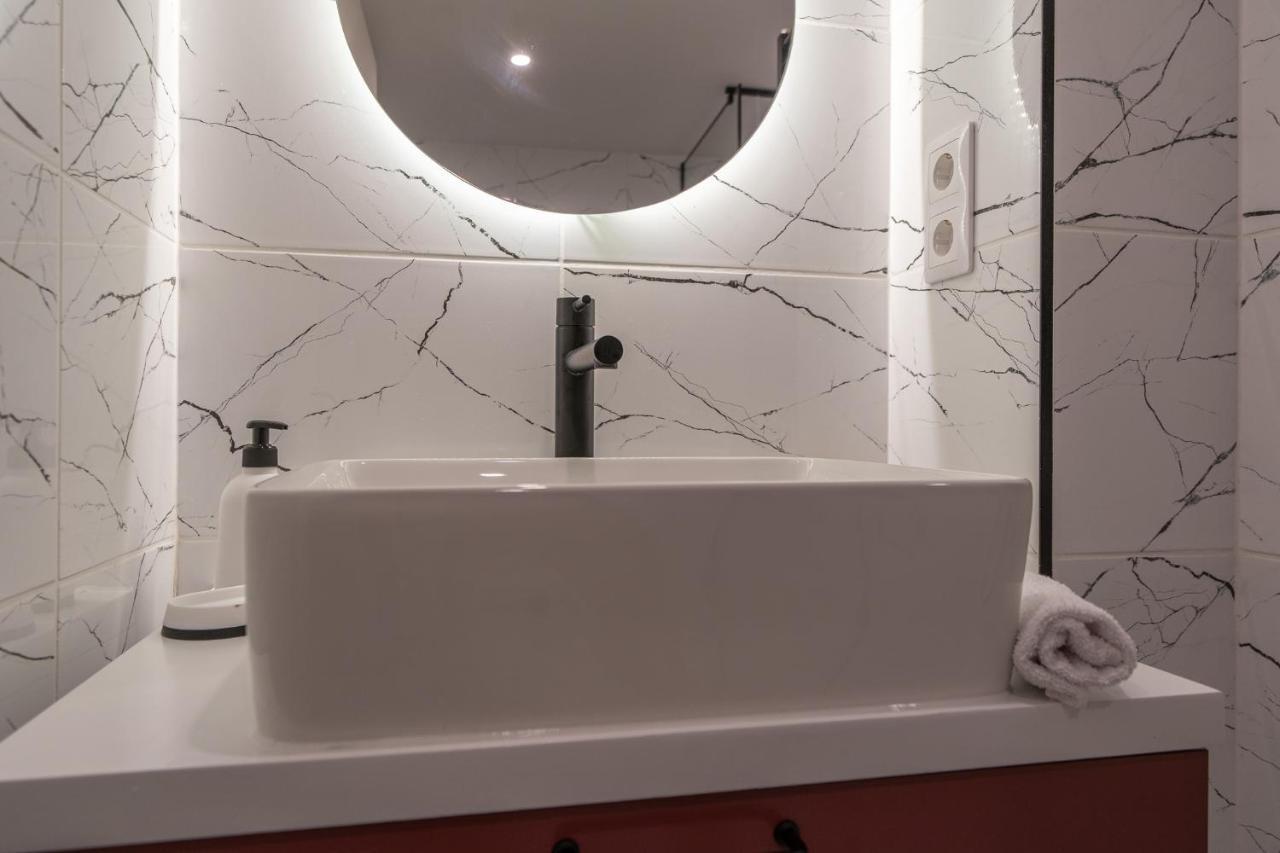 D37 - Dohany Street Urban Suite - Best Location By Bqa بودابست المظهر الخارجي الصورة